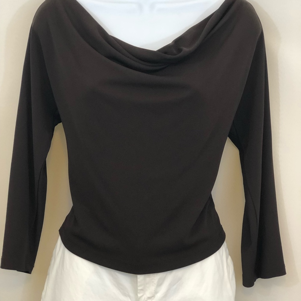 4 for $ 30 Citrine Cowl neck long sleeve 10